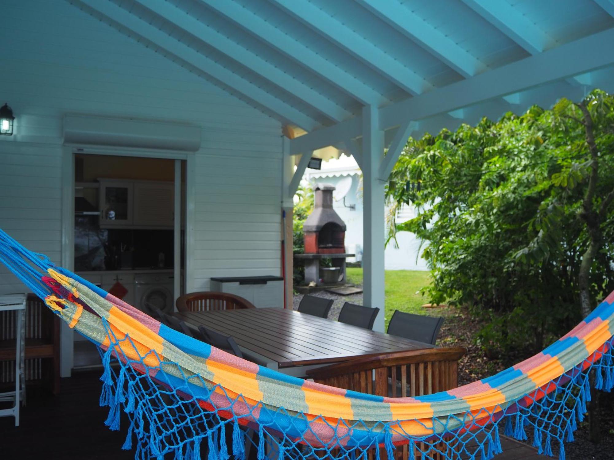 Holidays Guadeloupe Plessis-Nogent Екстериор снимка